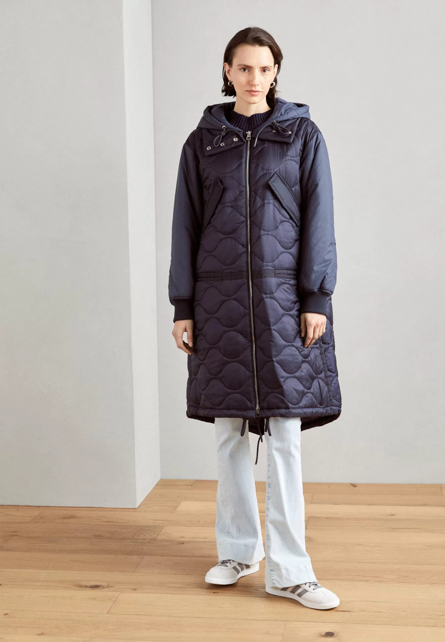 Best Sale Chevignon X Mop Quilted Middle Length Patched Details Fixed Hood - Cappotto Invernale Donna Parka
